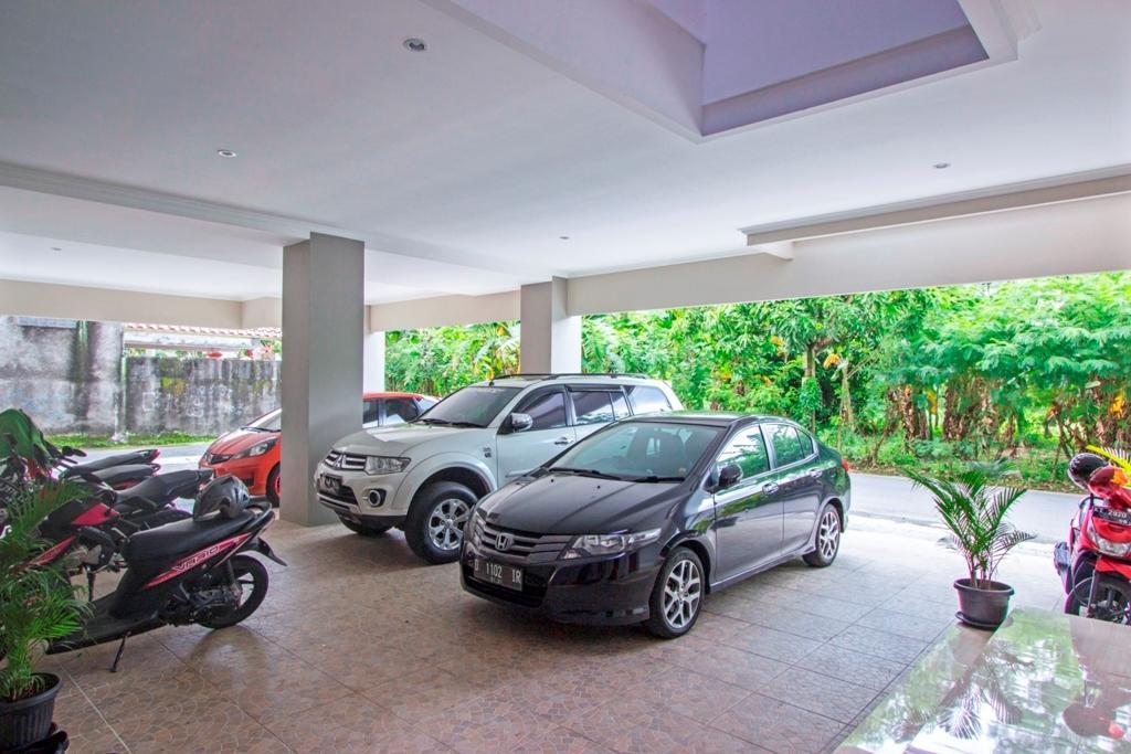 Reddoorz @ Plemburan Hotel Sleman  Exterior foto